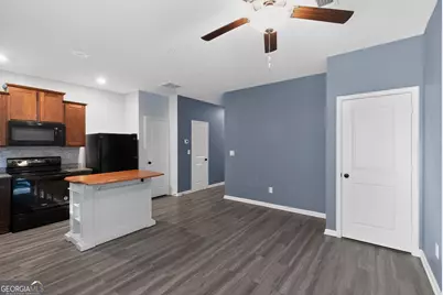 1110 Highwood Lane, East Point, GA 30344 - Photo 3