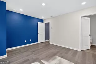 1110 Highwood Ln, East Point, GA 30344 - Photo 13