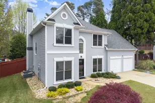 1023 White Fox Run, Lawrenceville, GA 30045 - Photo 3