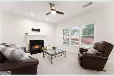 1023 White Fox Run, Lawrenceville, GA 30045 - Photo 11