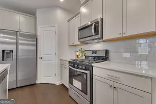 610 Napier Pass, Peachtree City, GA 30269 - Photo 19