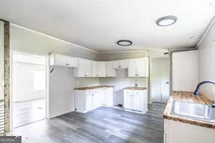 71 Kirk Rd NW, White, GA 30184 - Photo 9