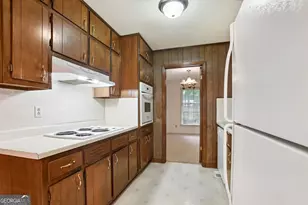 742 Verde Dr, Riverdale, GA 30274 - Photo 11