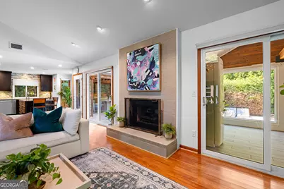 538 Pinegate Road, Peachtree City, GA 30269 - Photo 9