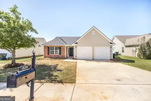 229 Burr Dr, Byron, GA 31008 - Photo 3