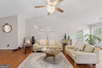 1316 Mandalay Court SW, Lilburn, GA 30047 - Photo 7