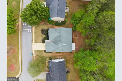 1316 Mandalay Court SW, Lilburn, GA 30047 - Photo 27