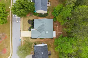 1316 Mandalay Ct SW, Lilburn, GA 30047 - Photo 27