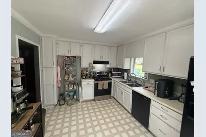 302 James Place, Macon, GA 31220 - Photo 5