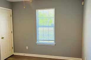 405 Peeks Crossing Dr, Senoia, GA 30276 - Photo 15