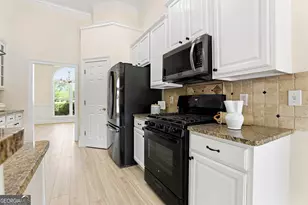 110 Lake Park Ct, Sharpsburg, GA 30277 - Photo 27