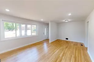 8 Larose Dr SW, Marietta, GA 30060 - Photo 3