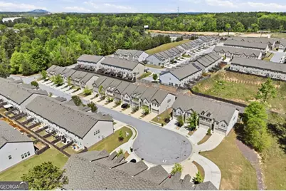 2730 Kemp Court, Conyers, GA 30094 - Photo 3