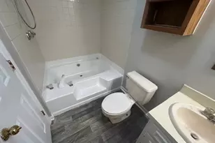 106 110 Northwoods Dr, Lagrange, GA 30241 - Photo 9