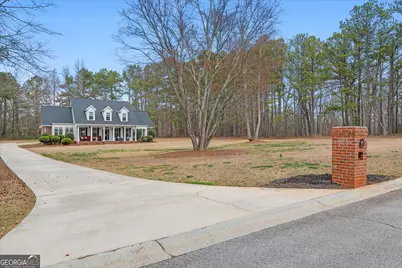 101 Southbend Drive, Carrollton, GA 30116 - Photo 3