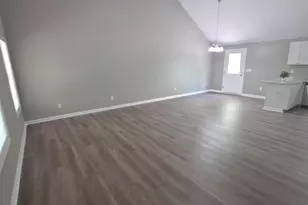 255 Hanover Dr, Bogart, GA 30622 - Photo 3