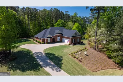 124 Riverbluff Drive, Lagrange, GA 30240 - Photo 1