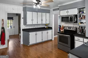 221 N Lake Dr, Sylvania, GA 30467 - Photo 5