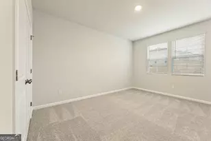 8047 Dickens Dr, Fairburn, GA 30213 - Photo 11