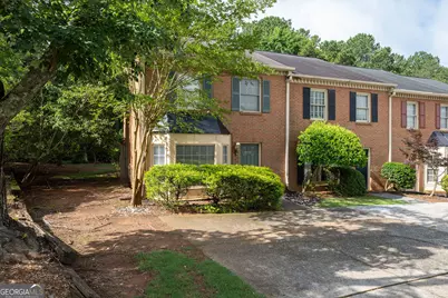 9070 Cobbler Court, Roswell, GA 30076 - Photo 3