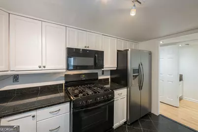 9070 Cobbler Court, Roswell, GA 30076 - Photo 9