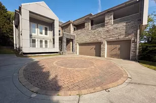 302 Summer Garden Dr, Marietta, GA 30064 - Photo 1