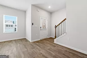 3639 Parkway James Dr, Snellville, GA 30039 - Photo 15