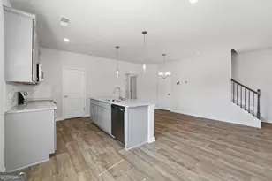 3643 Parkway James Dr, Snellville, GA 30039 - Photo 9