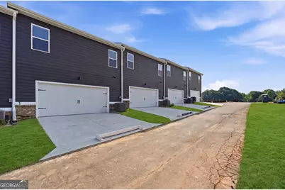 3637 Parkway James Drive, Snellville, GA 30039 - Photo 3