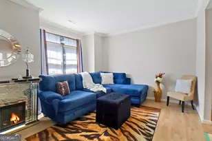 3460 Estate Lake Dr, Fairburn, GA 30213 - Photo 9