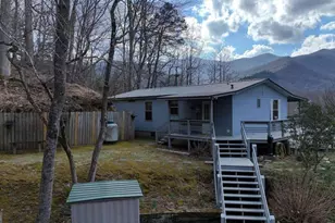 240 Ruby Lake Dr N, Hiawassee, GA 30546 - Photo 5