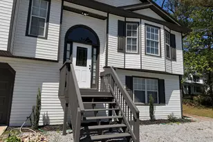 934 Bay Ridge Dr, Lawrenceville, GA 30045 - Photo 3