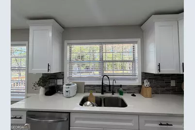 934 Bay Ridge Drive, Lawrenceville, GA 30045 - Photo 45