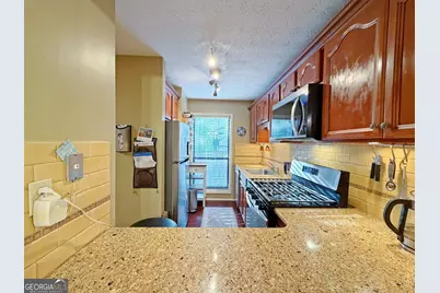 1508 Woodcliff Drive, Sandy Springs, GA 30350 - Photo 5