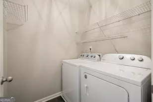 2045 Lakeshore Overlook Dr NW, Kennesaw, GA 30152 - Photo 35