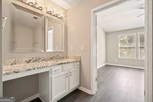 2045 Lakeshore Overlook Dr NW, Kennesaw, GA 30152 - Photo 29