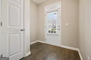 2045 Lakeshore Overlook Dr NW, Kennesaw, GA 30152 - Photo 7