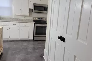 331 South Broad St, Statesboro, GA 30460 - Photo 17