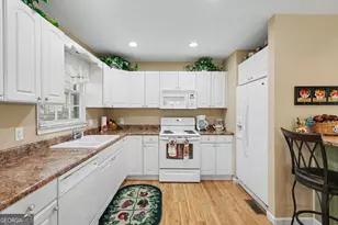 542 Eastern Cross Ln, Clayton, GA 30525 - Photo 11