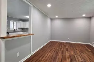 1096 Deleon Ct, Clarkston, GA 30021 - Photo 5