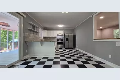 1096 De Leon Court, Clarkston, GA 30021 - Photo 9