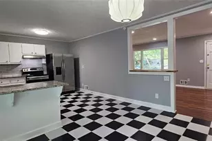 1096 Deleon Ct, Clarkston, GA 30021 - Photo 7