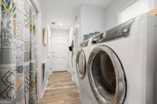 950 Laurel Springs Ln SW, Marietta, GA 30064 - Photo 17