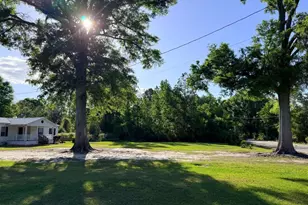 140 Crosby St, Surrency, GA 31563 - Photo 31