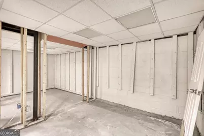 502 N Summit, Stone Mountain, GA 30083 - Photo 31