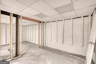 502 N Summit, Stone Mountain, GA 30083 - Photo 31