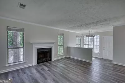 502 N Summit, Stone Mountain, GA 30083 - Photo 5