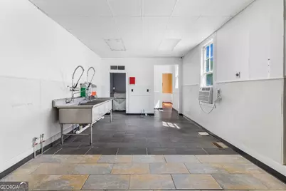 302 S Harris Street, Sandersville, GA 31082 - Photo 27