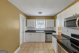 701 Kennolia Dr SW, Atlanta, GA 30310 - Photo 17