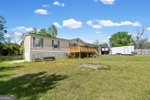 1916 Danielle Dr, Waycross, GA 31503 - Photo 1